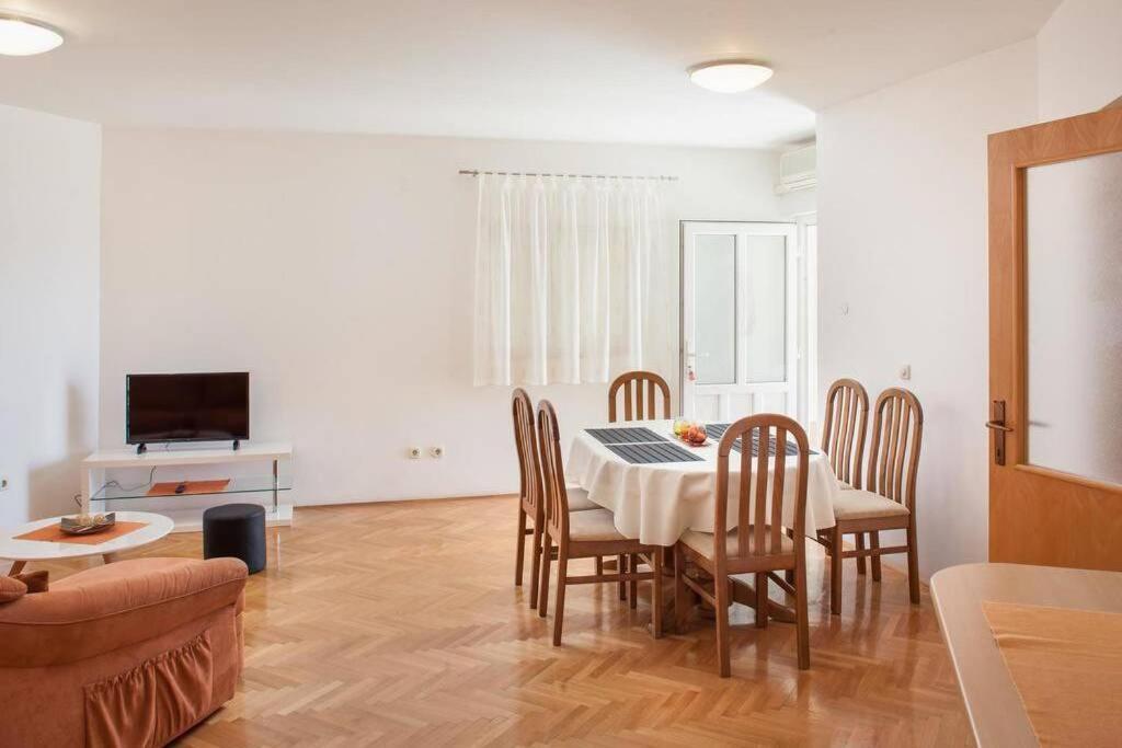 Apartment Matilda Makarska Exterior photo